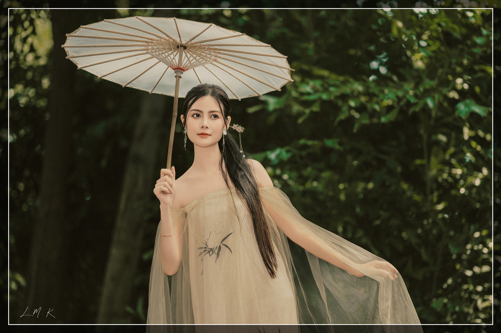 Dấu Xưa Vừa Chạm