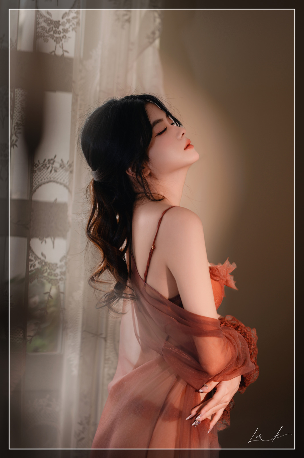 Một Thoáng Kiêu Sa
