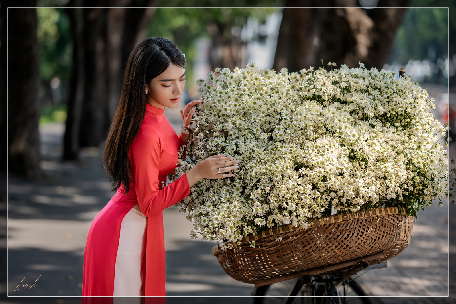 Xuân Trong Ánh Mắt