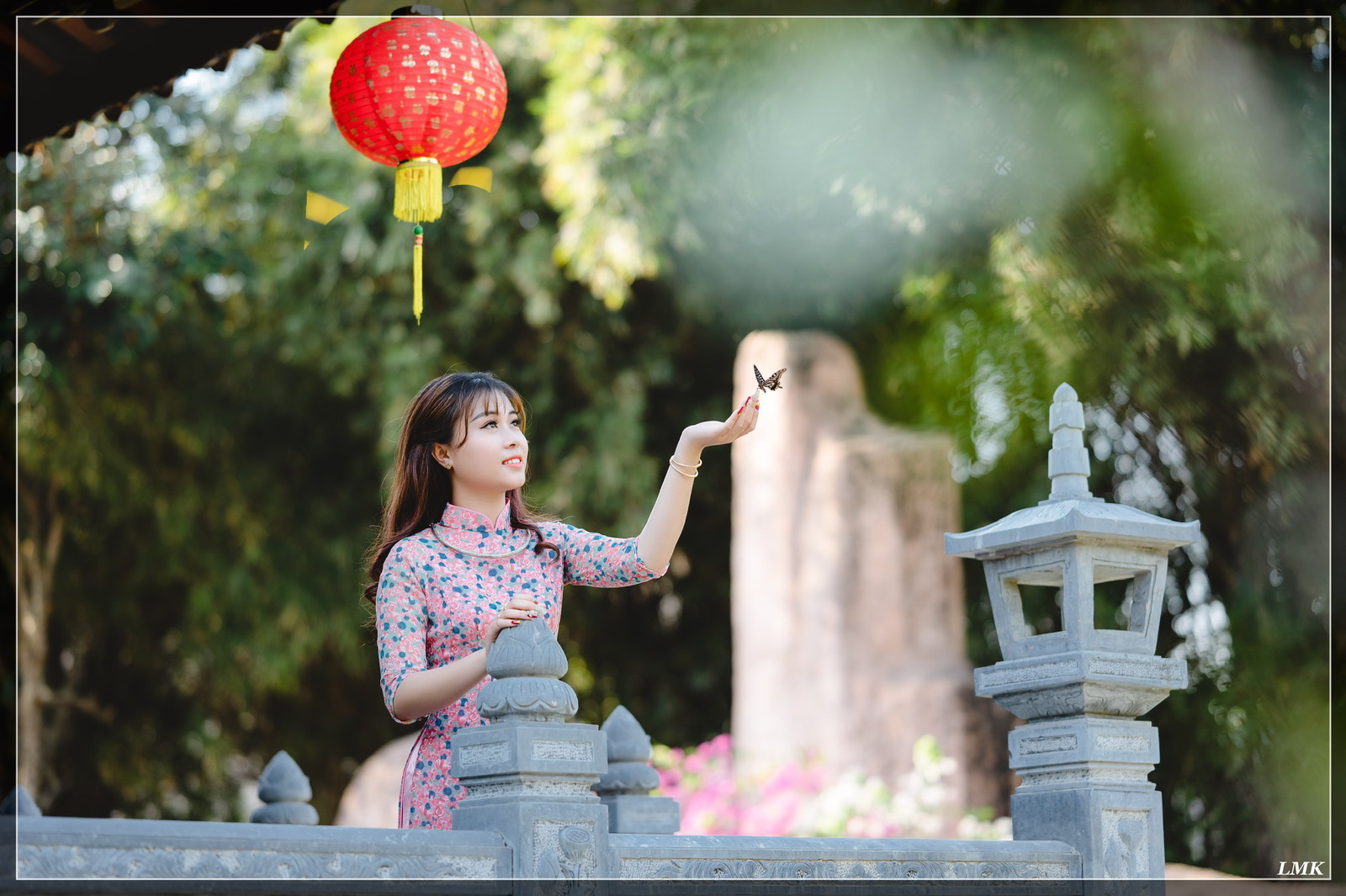 Dịu Dàng Tà Áo