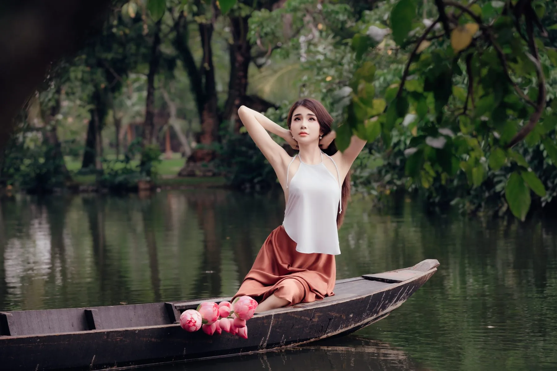 Áo yếm bến sông