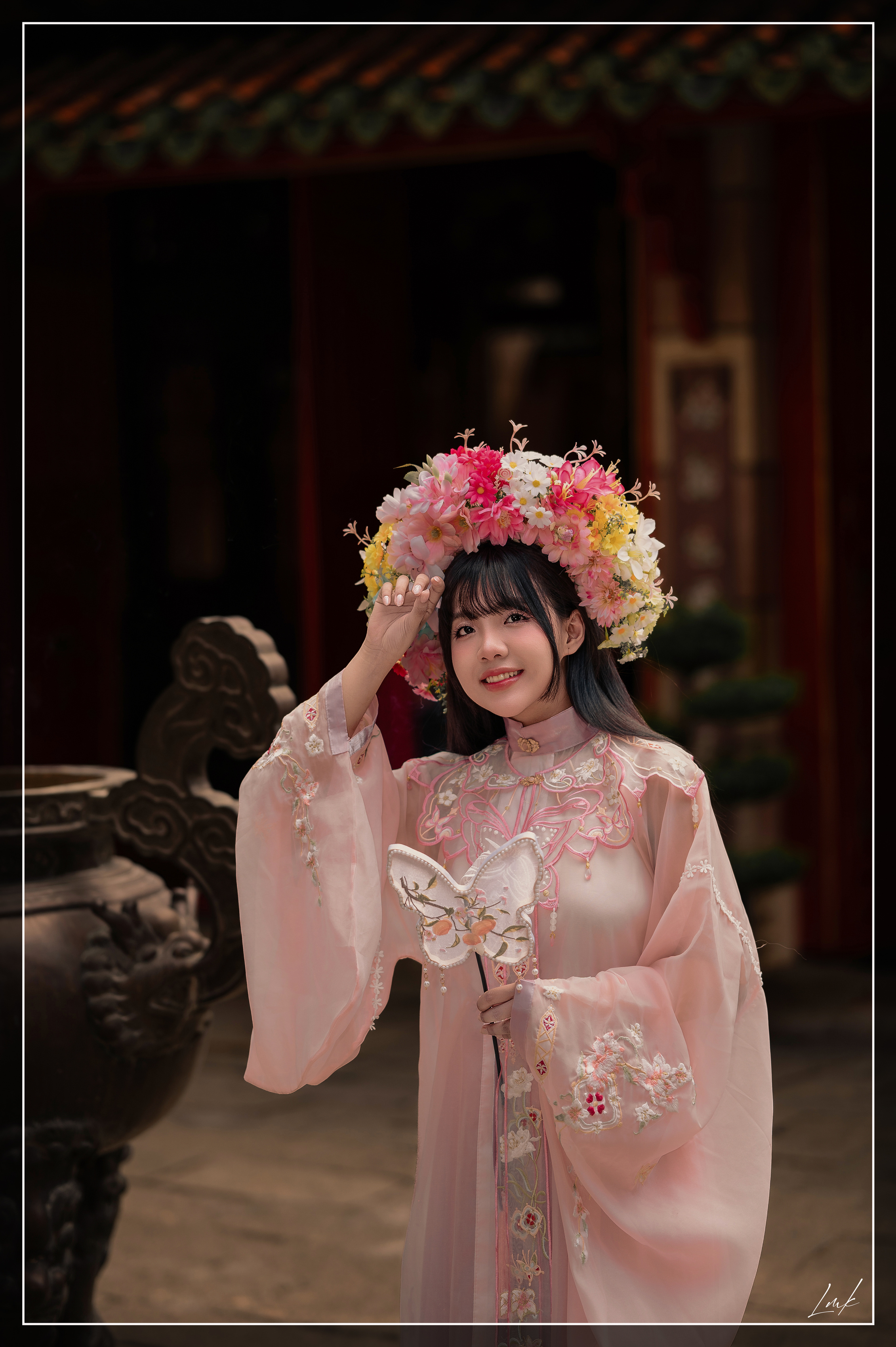 Nét Cổ Vừa Chạm
