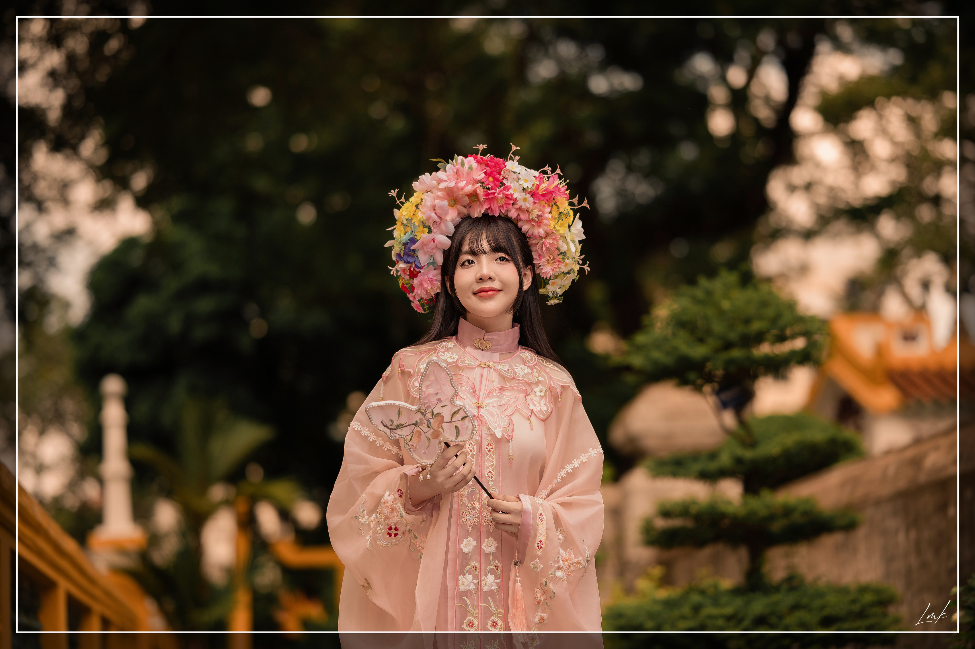 Nét Cổ Vừa Chạm