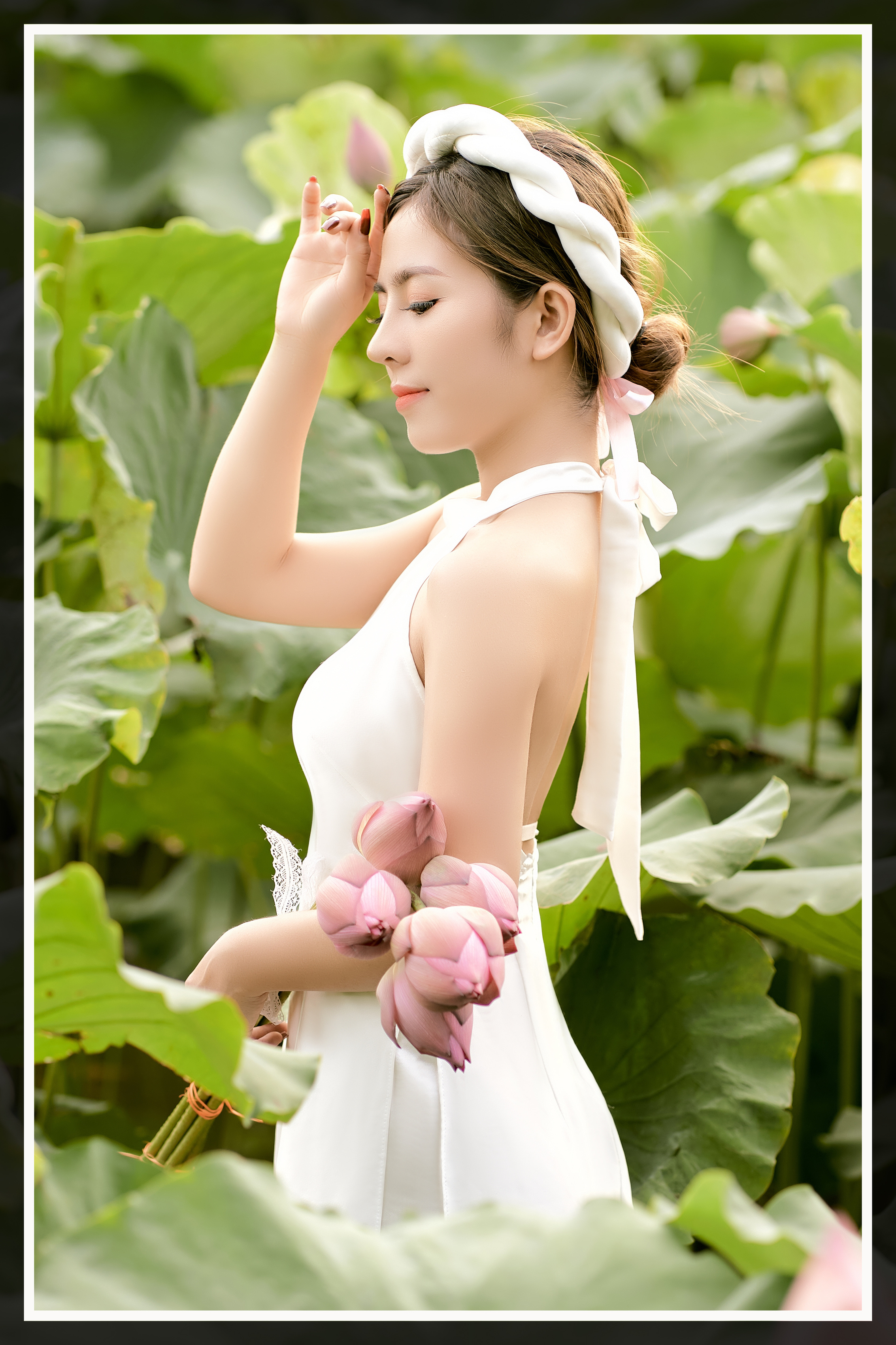 Câu Chuyện Trong Ánh Sáng