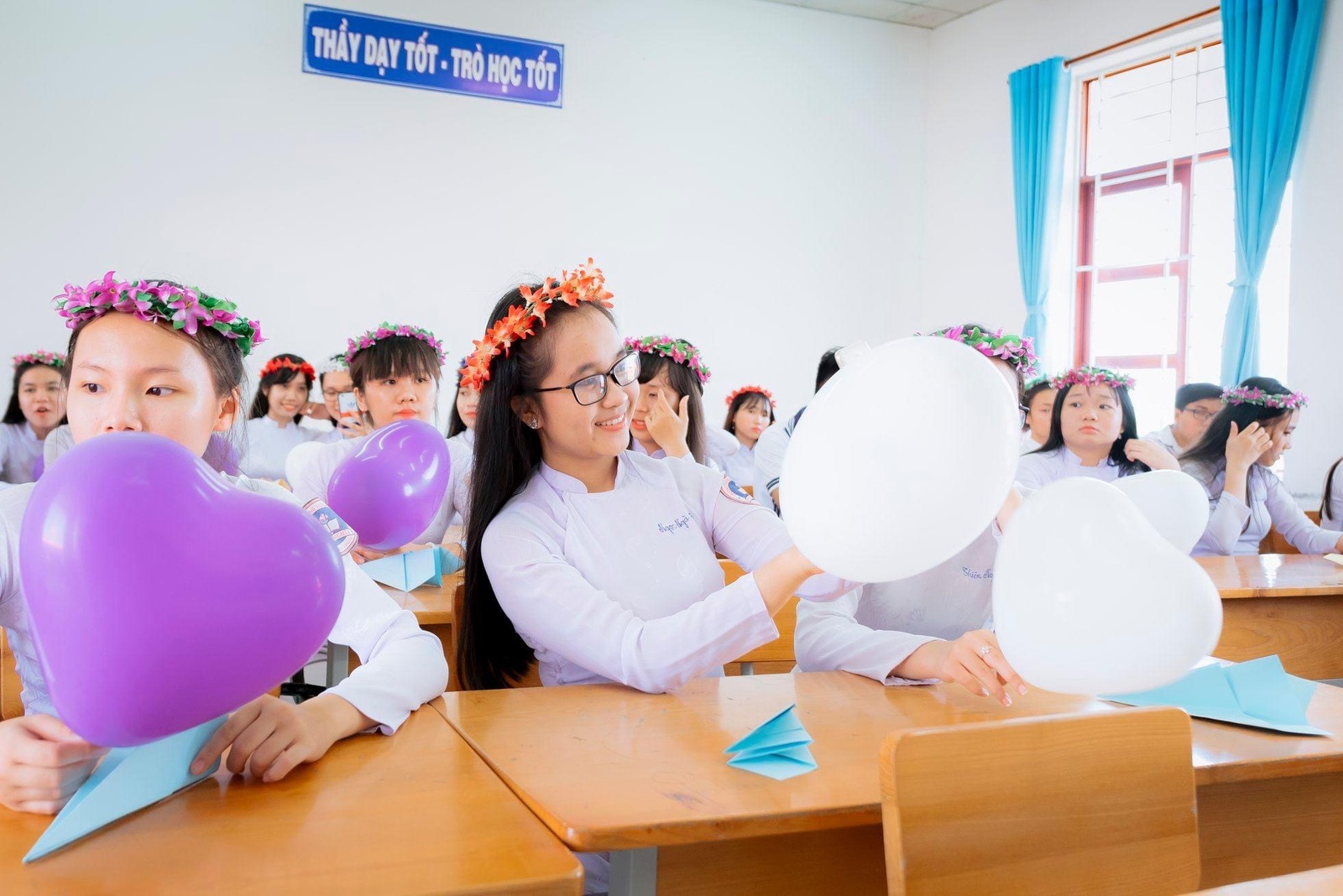 Một Miền Cảm Xúc